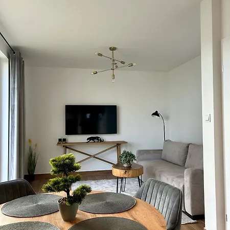 Seaside One Apartament *